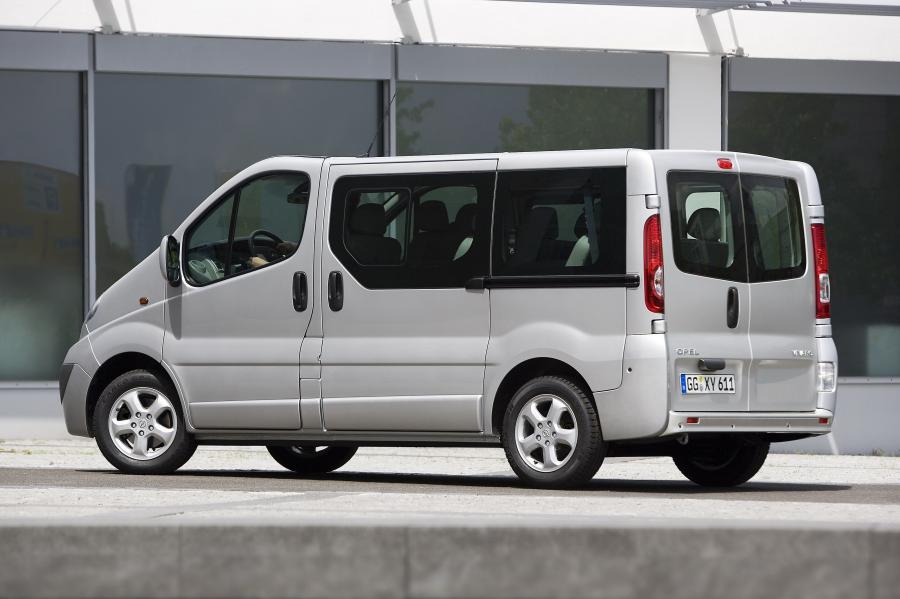  Opel Vivaro Life Tour 2009 года  (фото 28 из 34)